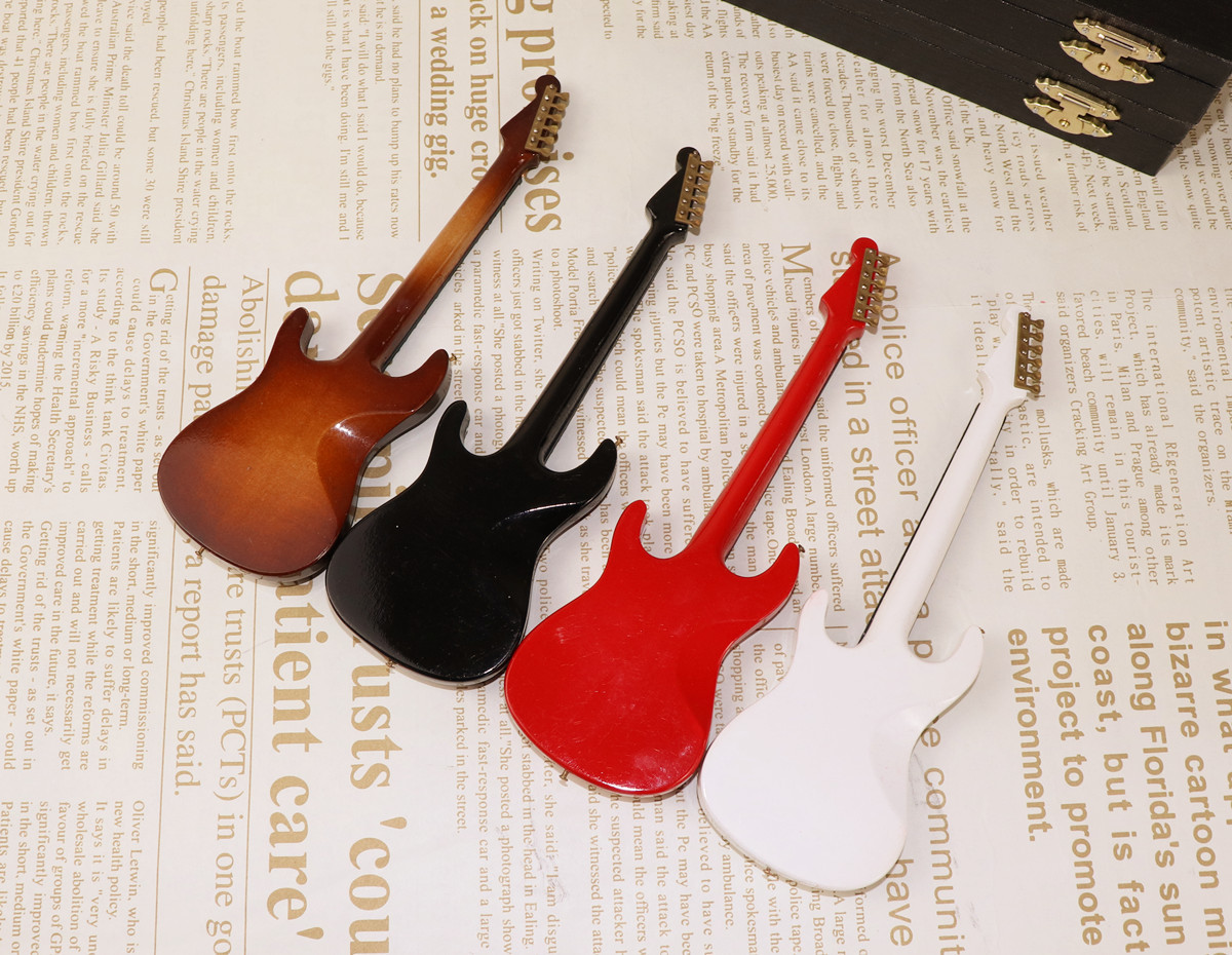 Mini Electric Guitar Wooden Mi - Musical Instrument Old 评论和价格